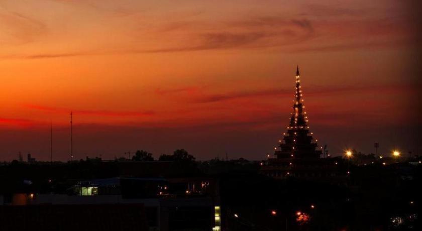 Ingtara Hotel Khon Kaen Exterior photo