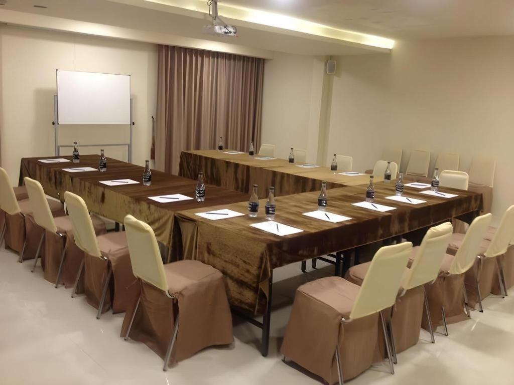 Ingtara Hotel Khon Kaen Exterior photo