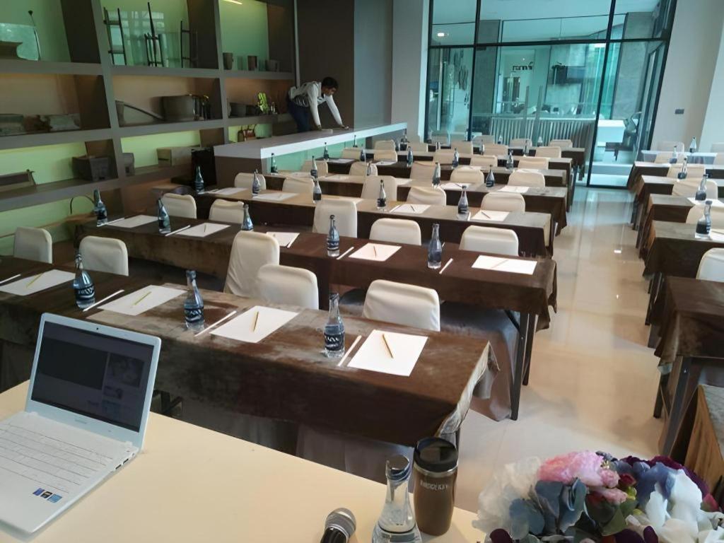 Ingtara Hotel Khon Kaen Exterior photo